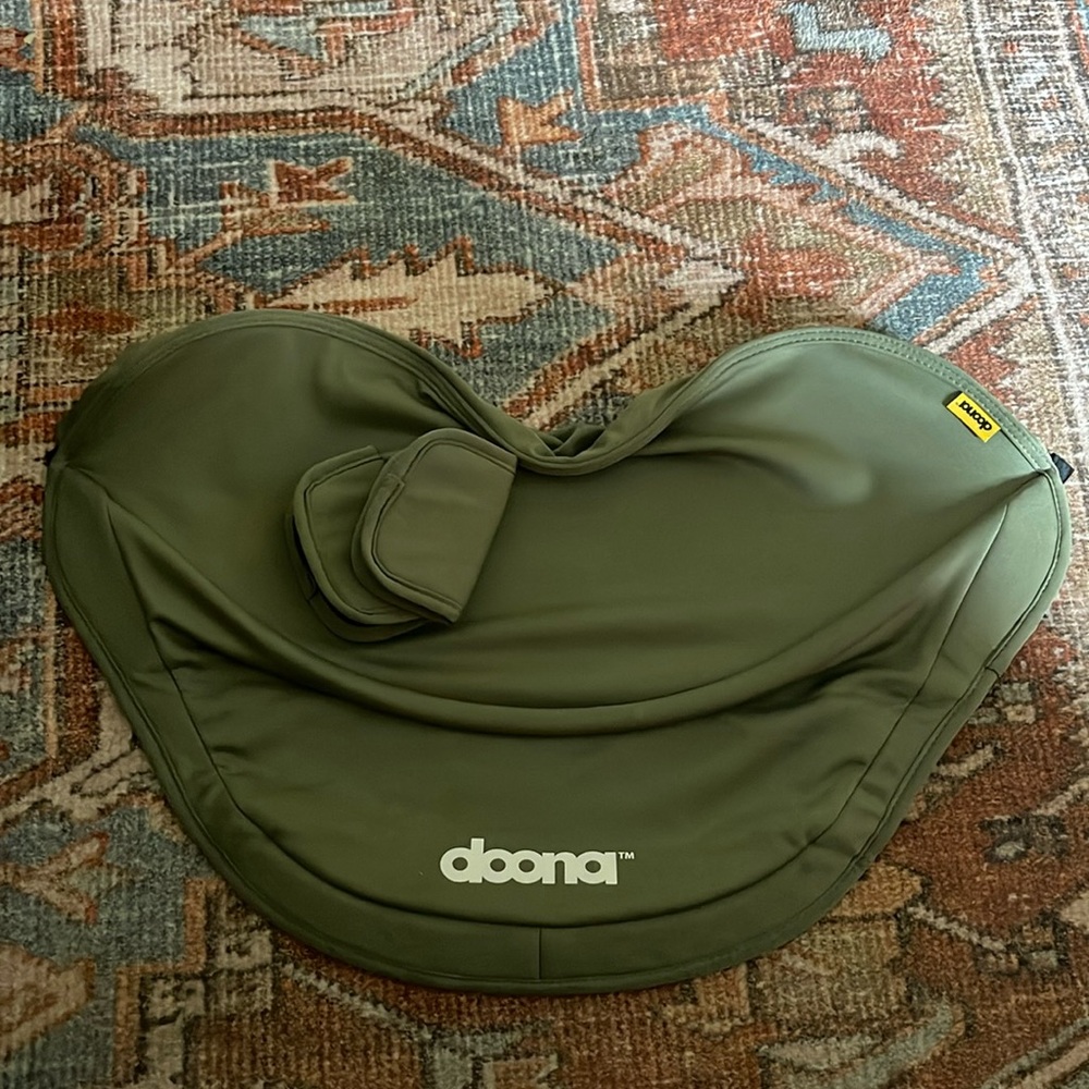 Doona Canopy for sale - green !